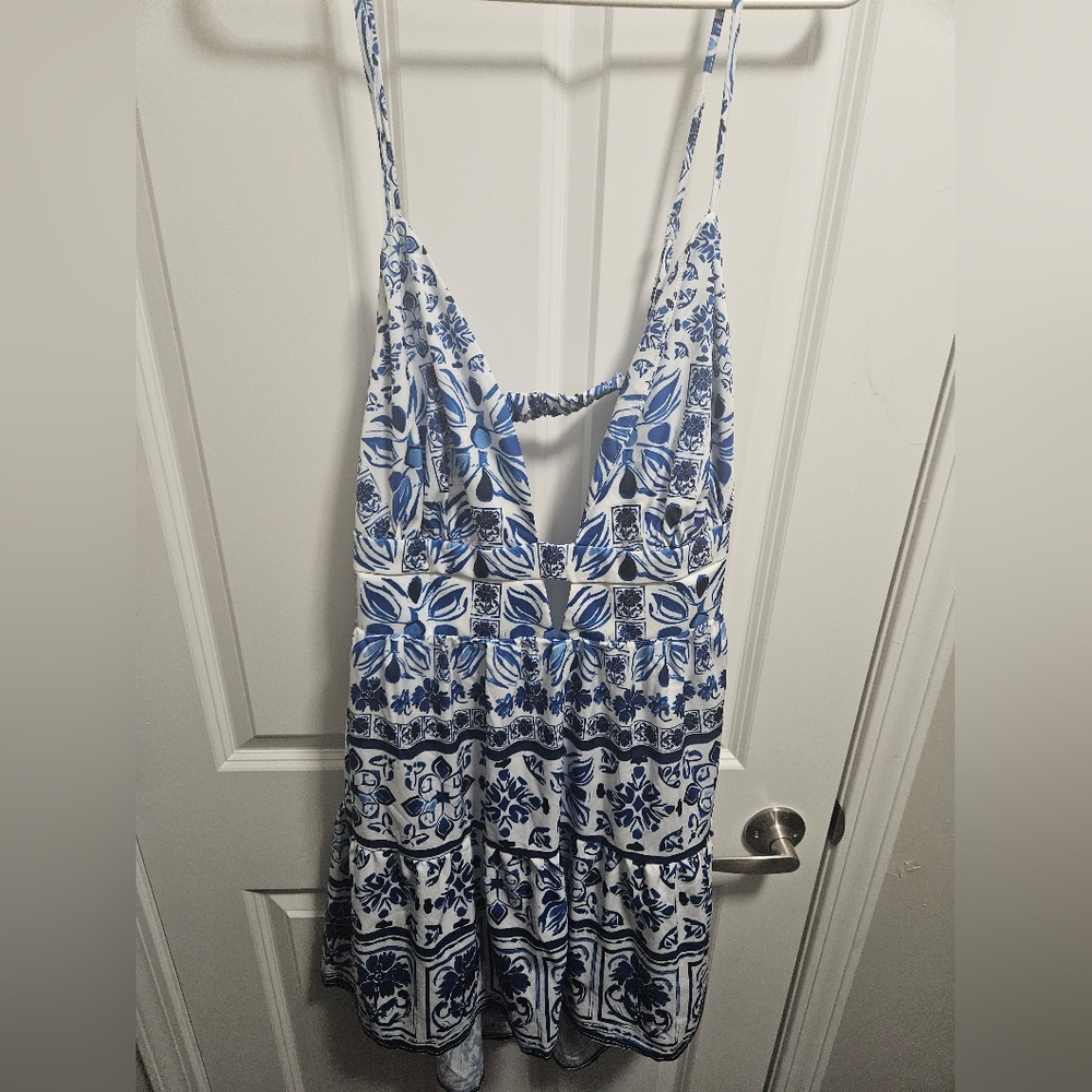 SHEIN Curve Blue and White Patterned Dress